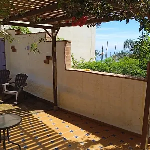 https://apartamento-pepa-bajondillo.hotelsinnerja.org