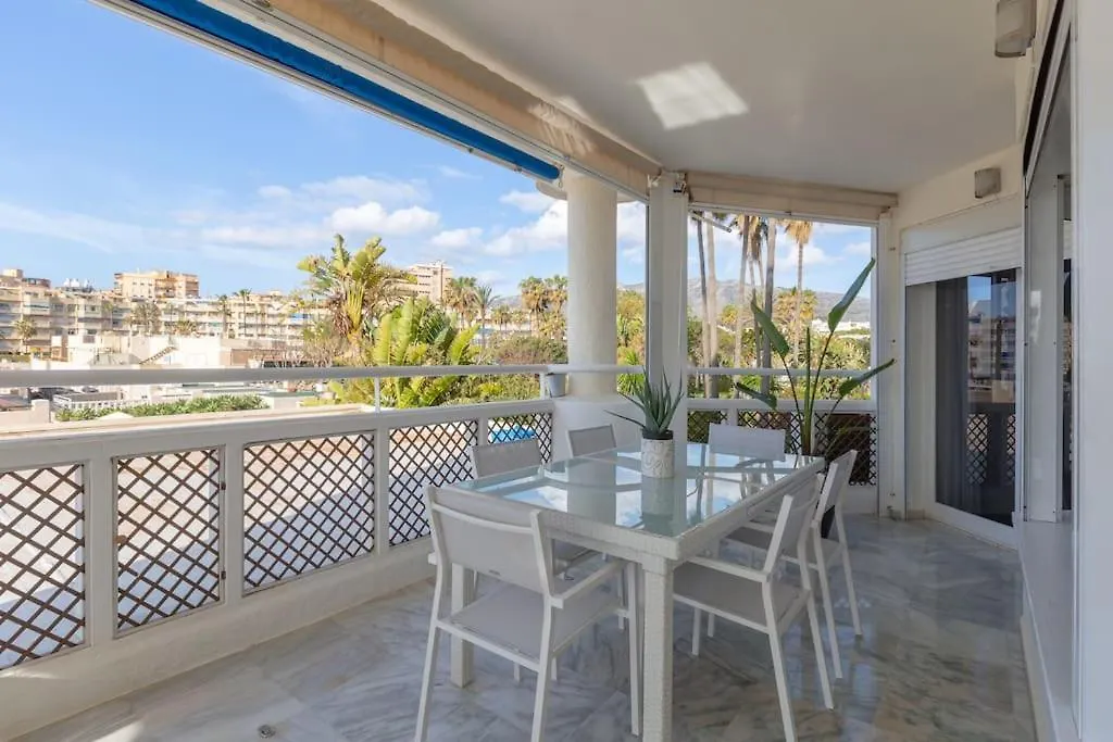 Eden Costa Lago Primera Linea De Mar توريمولينوس