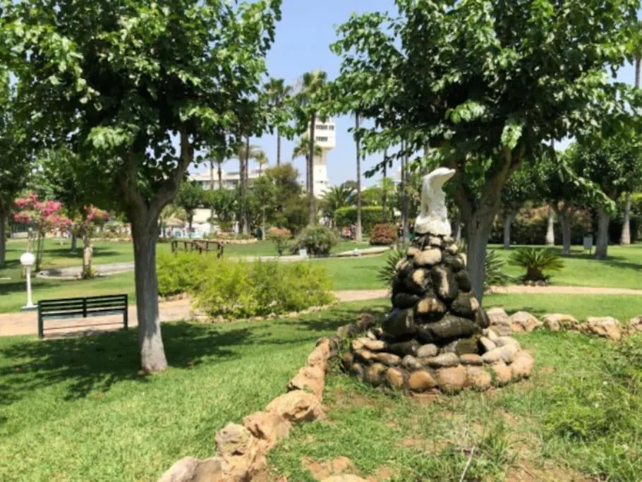 Eden Costa Lago Primera Linea De Mar توريمولينوس