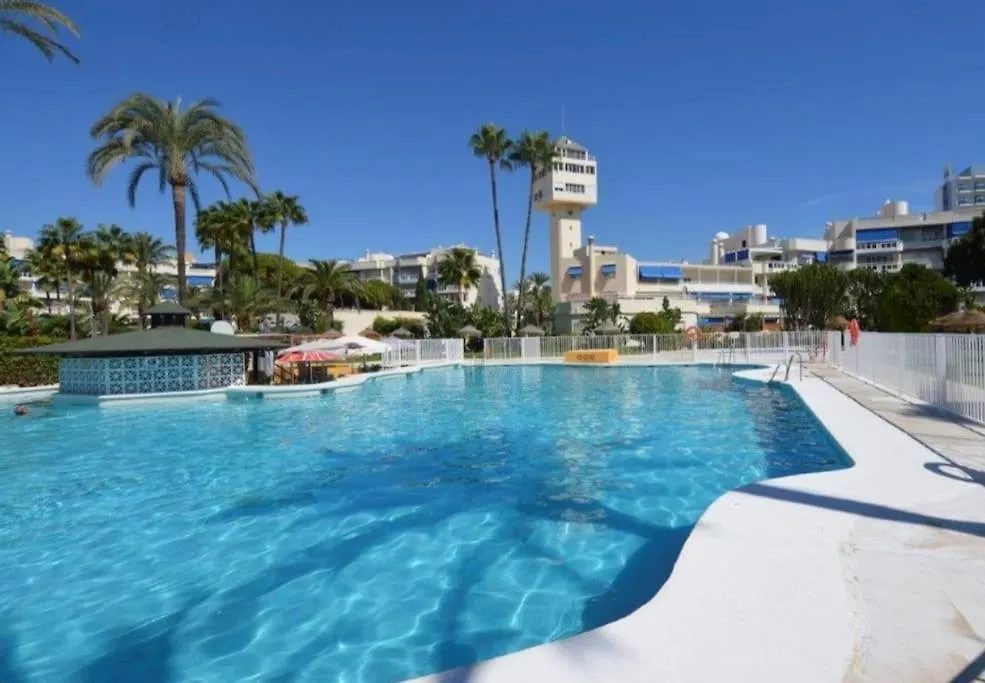 Eden Costa Lago Primera Linea De Mar توريمولينوس 0*,