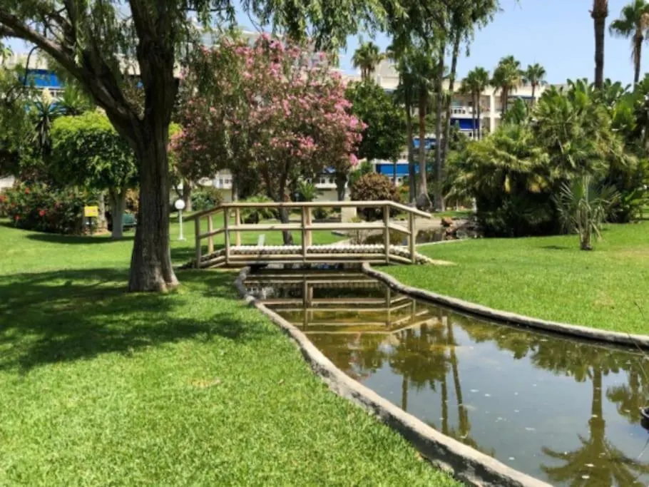 Eden Costa Lago Primera Linea De Mar توريمولينوس إسبانيا